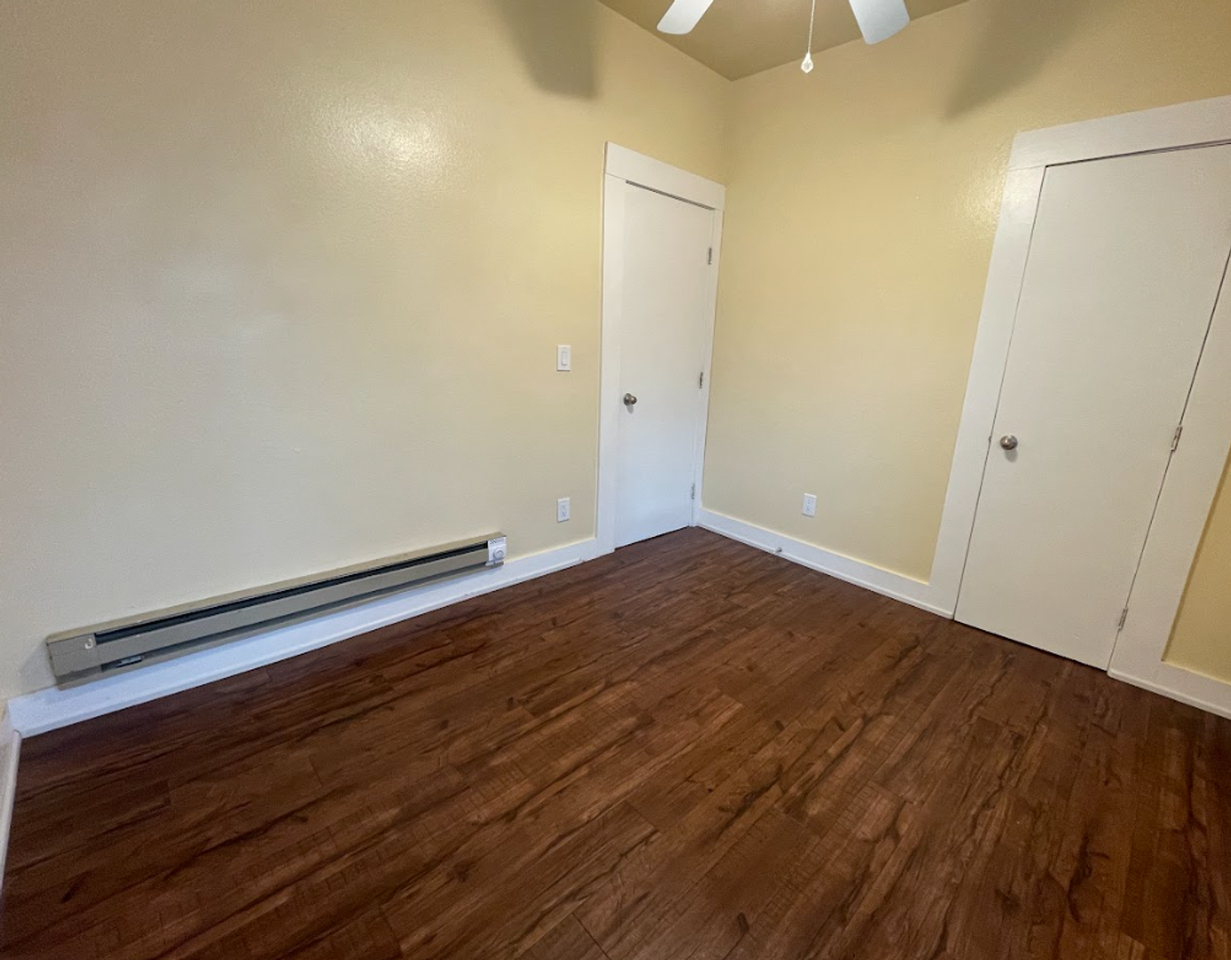 808 N 15th St - Photo 3 of 8