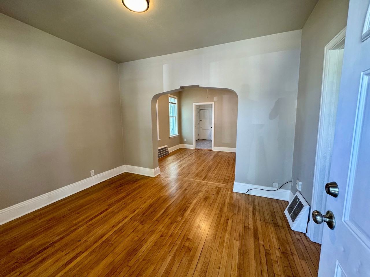 3461 E Plankinton Avenue - Photo 2 of 11