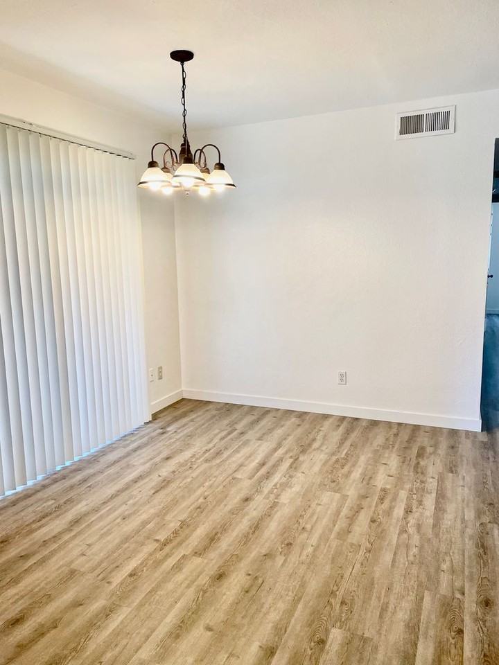 8907 Montoya St - Photo 4 of 12