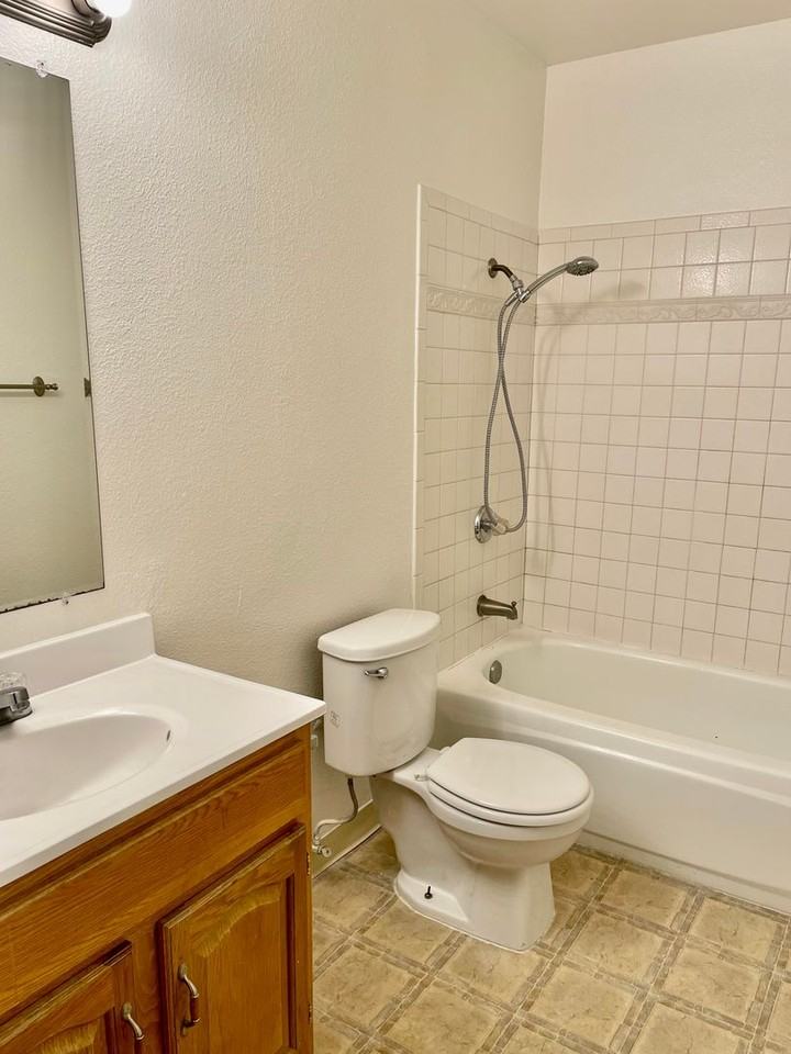 8907 Montoya St - Photo 7 of 12