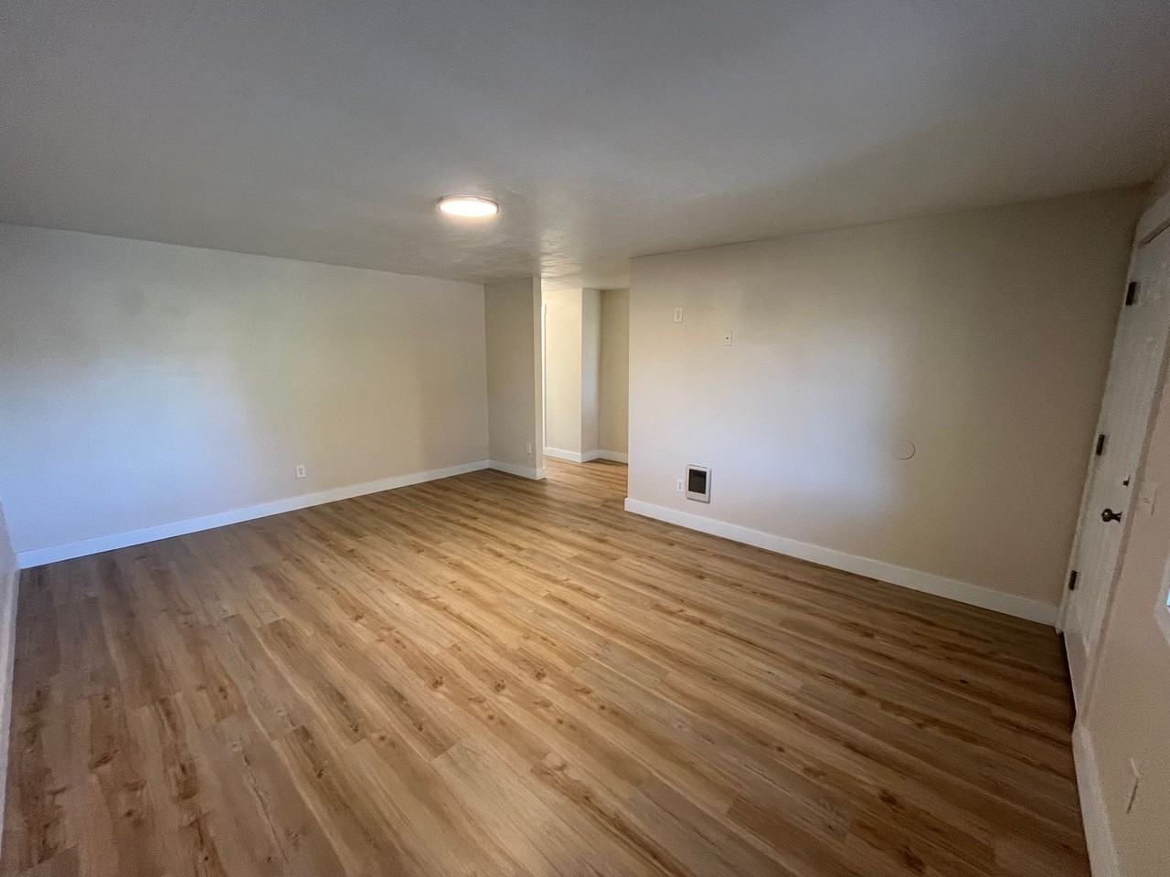 732 Se 5th St - Photo 3 of 16