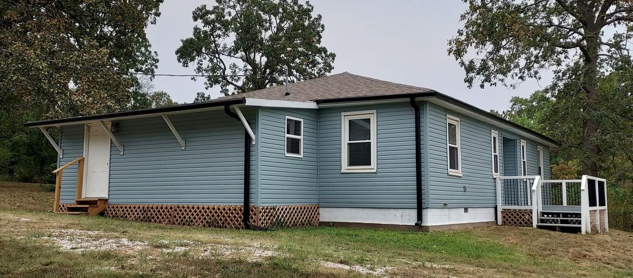 17105 S 2025th Rd - Photo 3 of 24