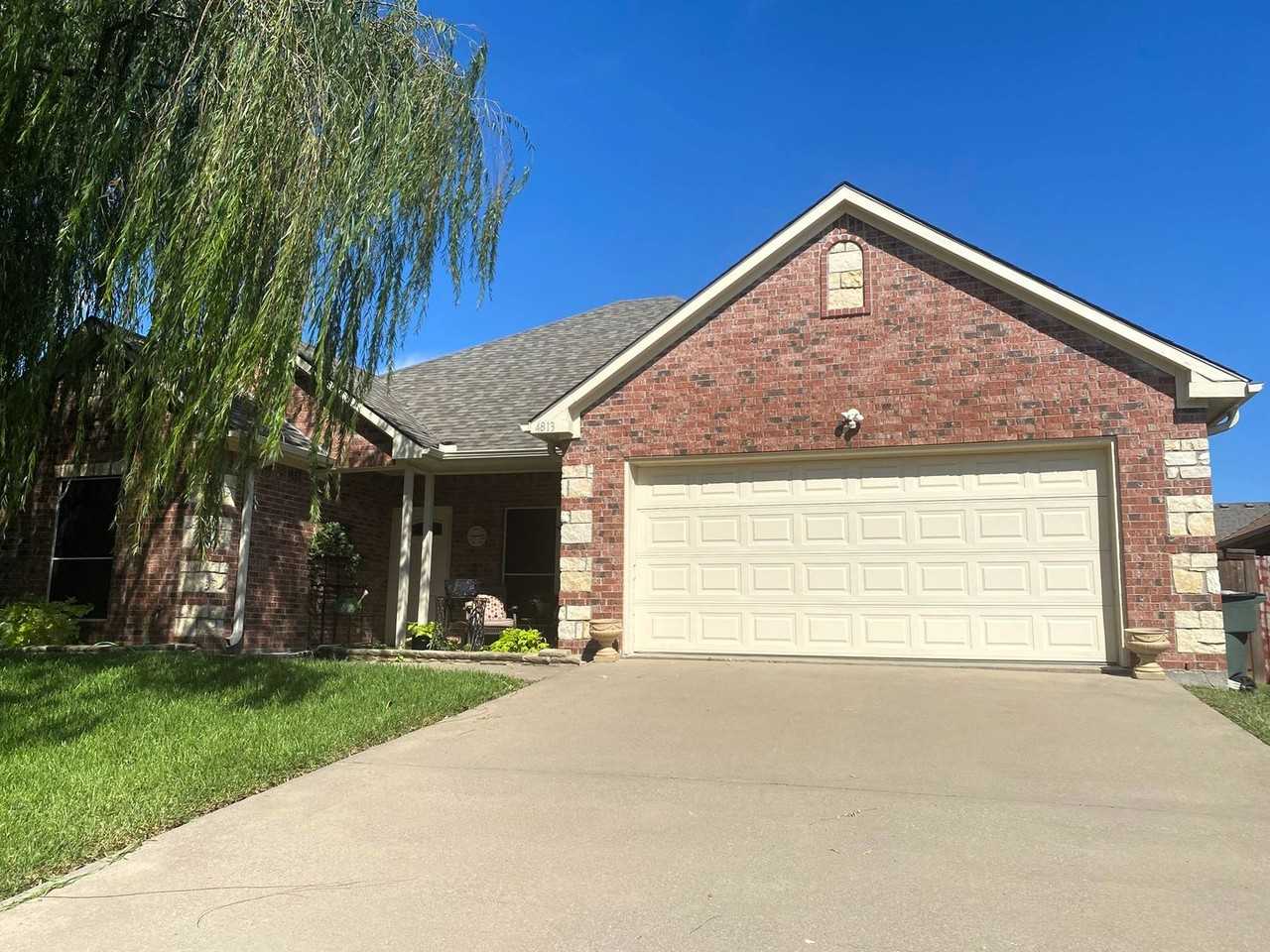 4813 Indio Ln - Photo 2 of 37