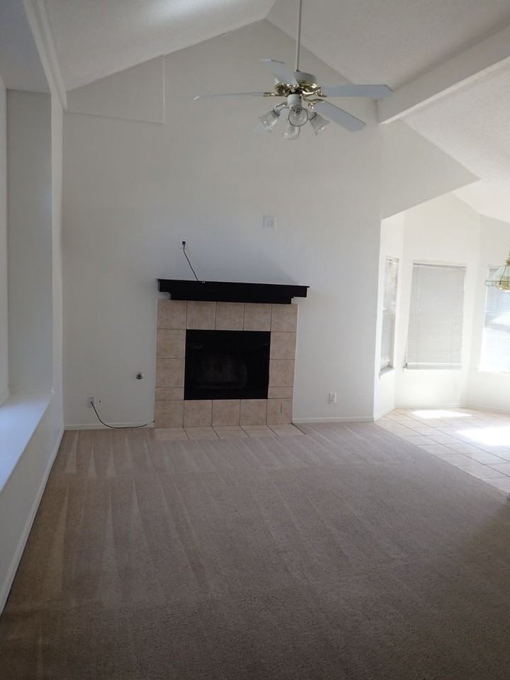 3733 La Cuesta Dr - Photo 2 of 21