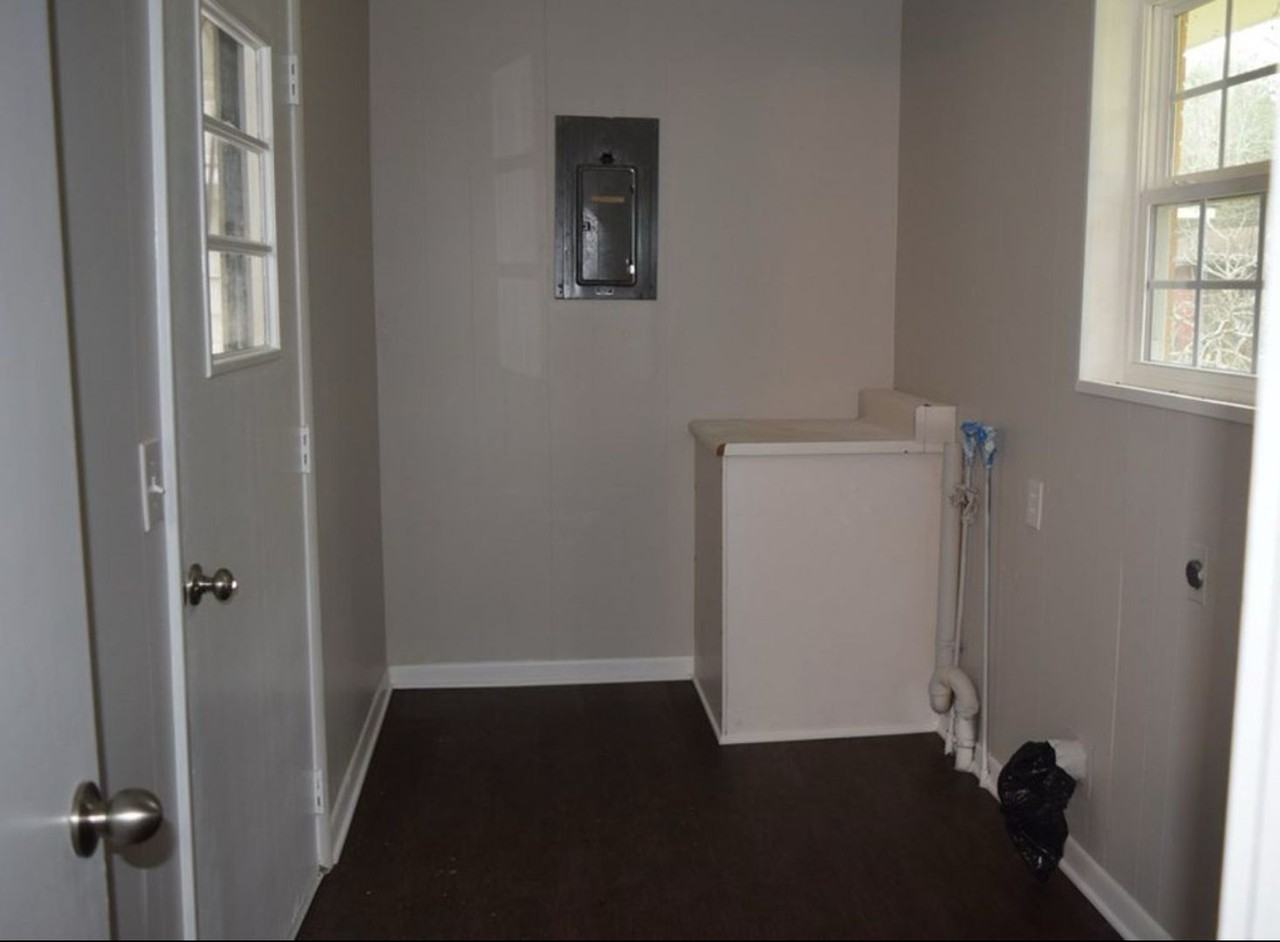 269 W Tollison St - Photo 3 of 6