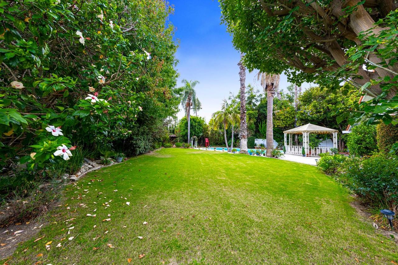 17850 Winterberry St - Photo 4 of 25