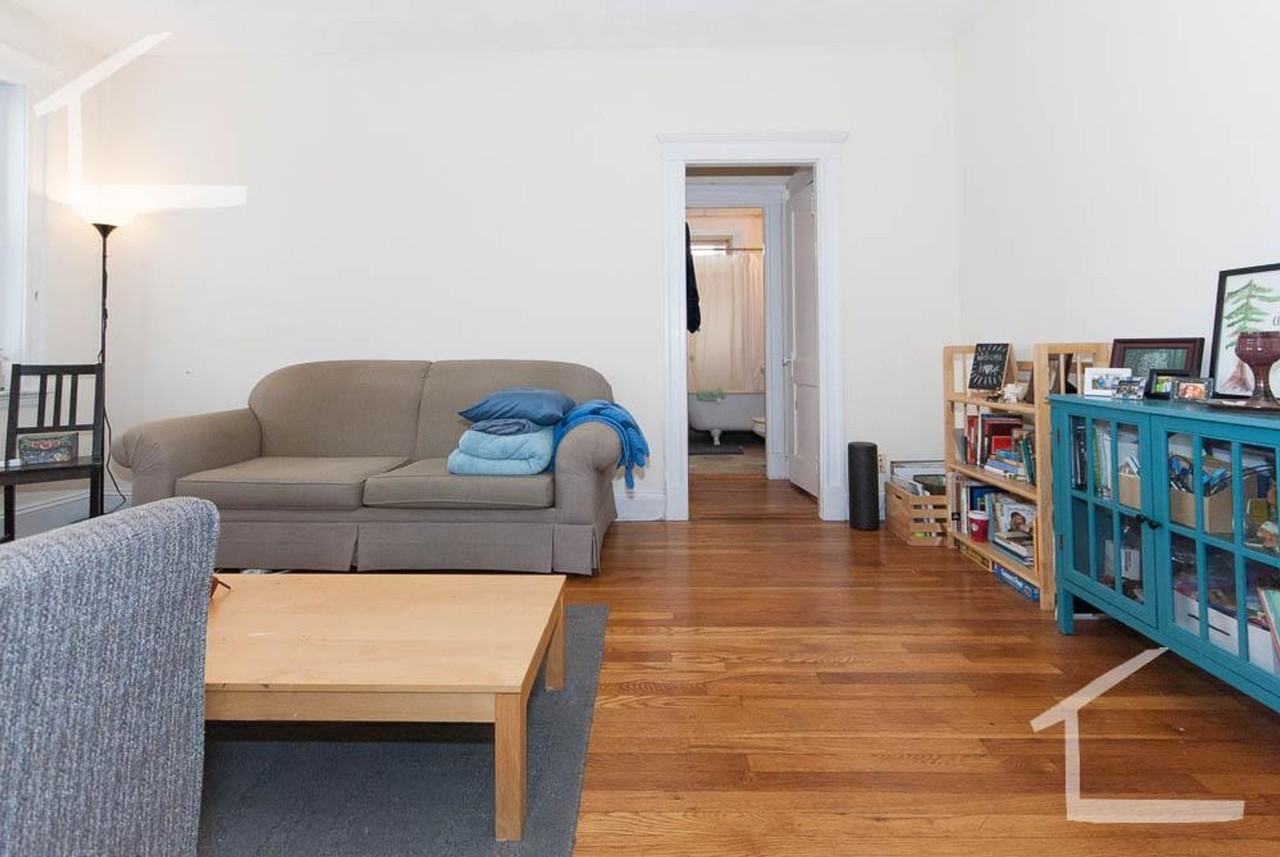 130 Brainerd Rd - Photo 3 of 10