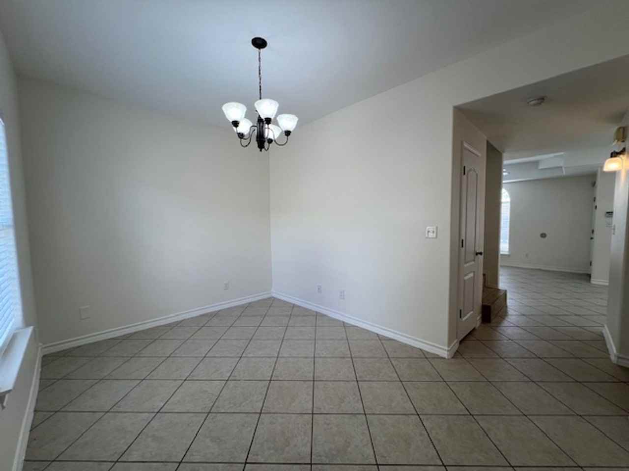 1000 Ranchway Dr #54 - Photo 7 of 25