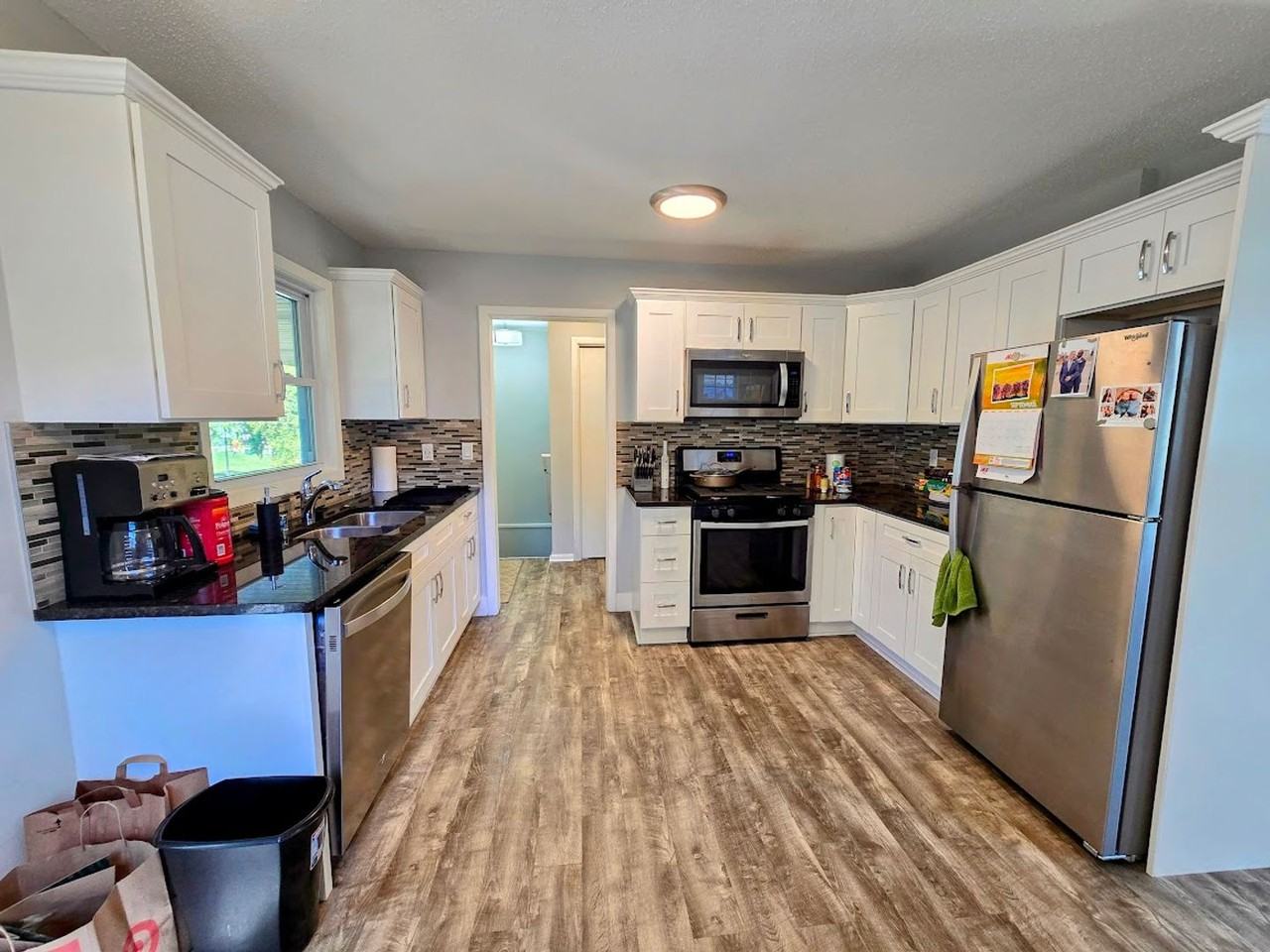 2580 Winfield Ave - Photo 3 of 23