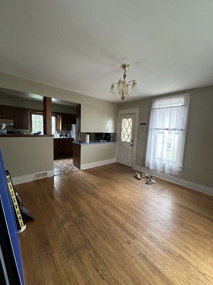 626 Lake St - Photo 5 of 20