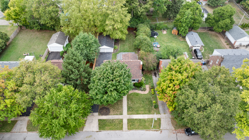 219 Burke Rd - Photo 3 of 50