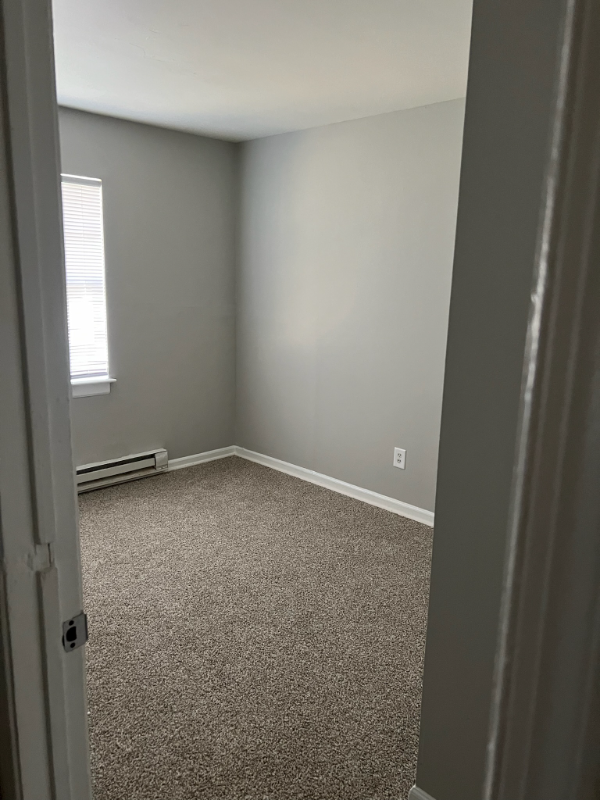 508 Tipperary Dr - Photo 5 of 18