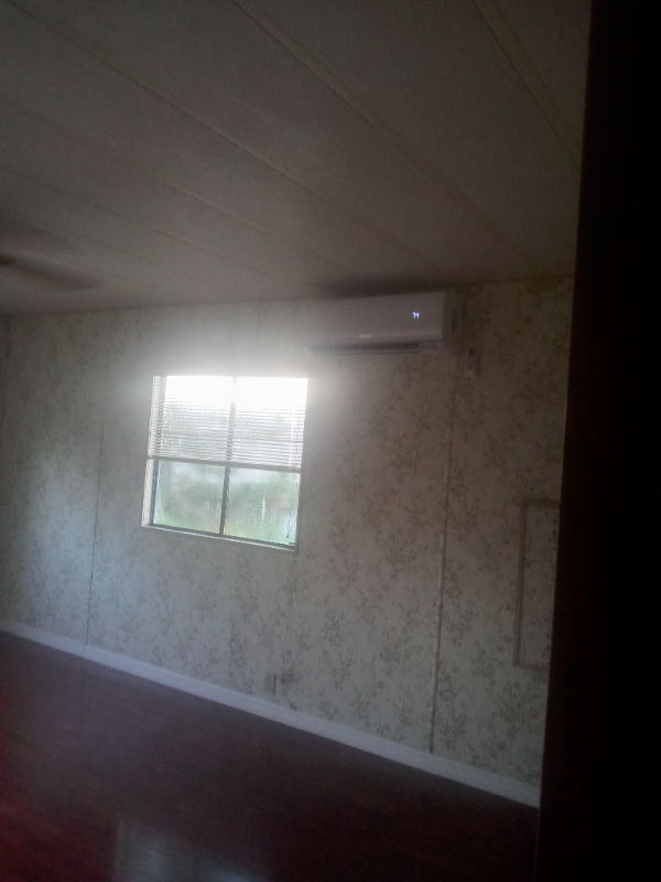 580 Anna Ave - Photo 3 of 20