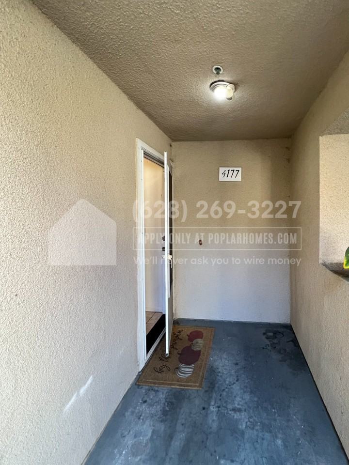 4177 Boneso Cir - Photo 3 of 34