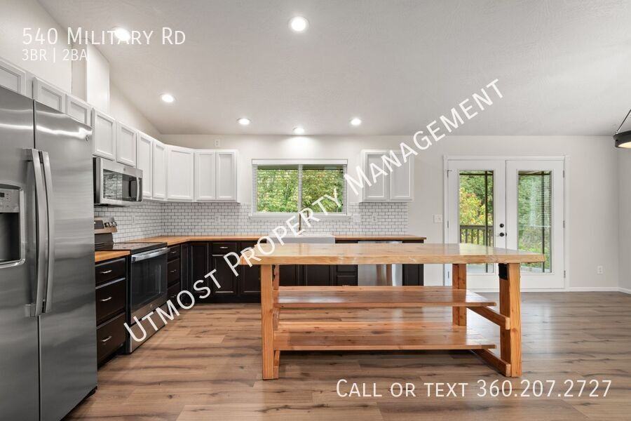 540 Military Rd - Photo 3 of 13