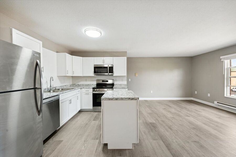 4111 Harvest Ln - Photo 2 of 12