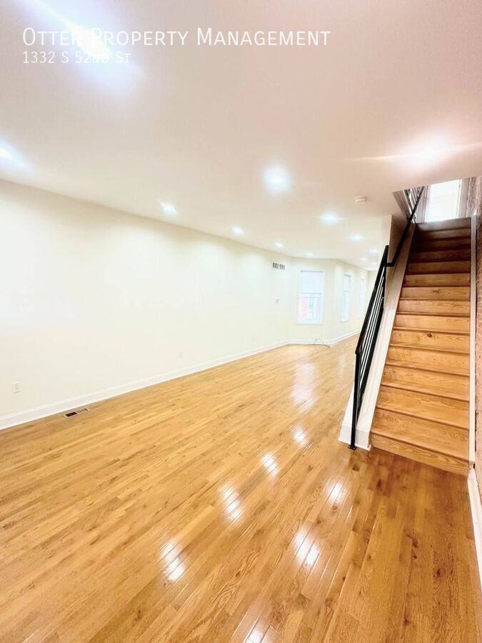 1332 S 52nd St - Photo 5 of 36