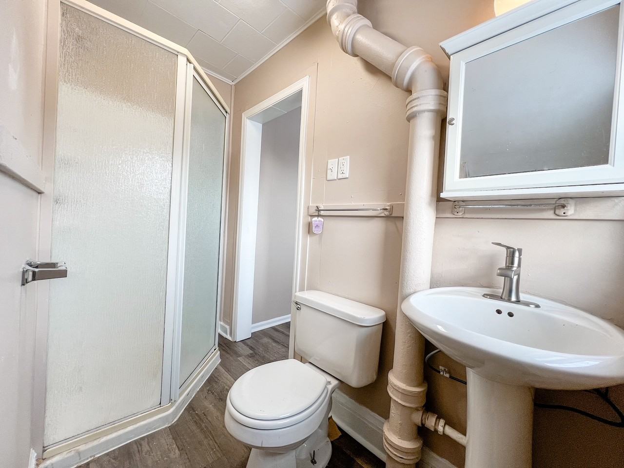 340 West Merchant Street - Photo 2 of 5