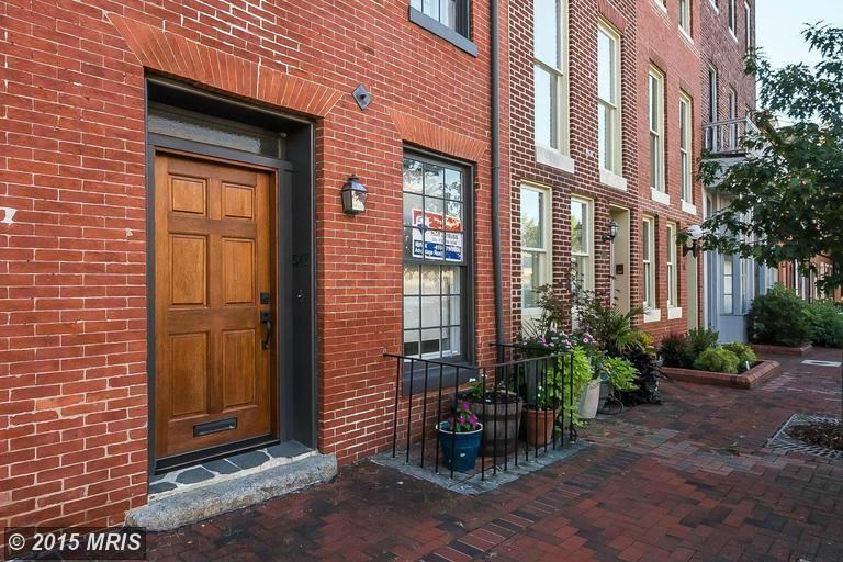 517 S Sharp St - Photo 2 of 29