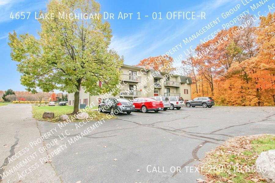 4657 Lake Michigan Dr Apt 1 #01OFFICER - Photo 4 of 16