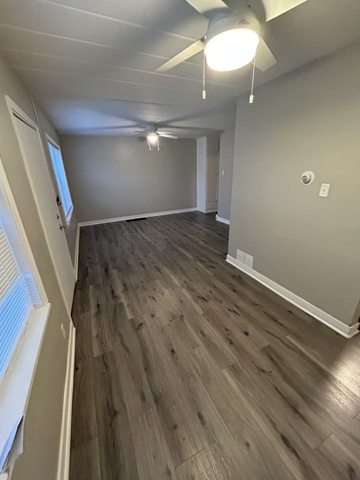 632 169th St #632 - Photo 6 of 10