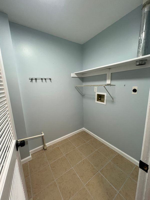 30 Moore Ln ##21 - Photo 3 of 25