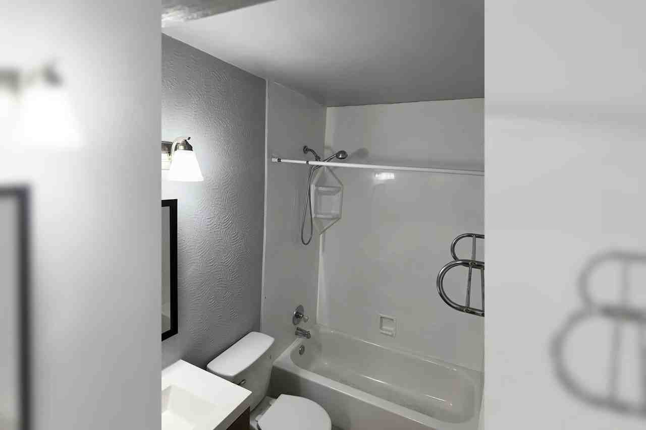 1419 Shingo Ave - Photo 3 of 6