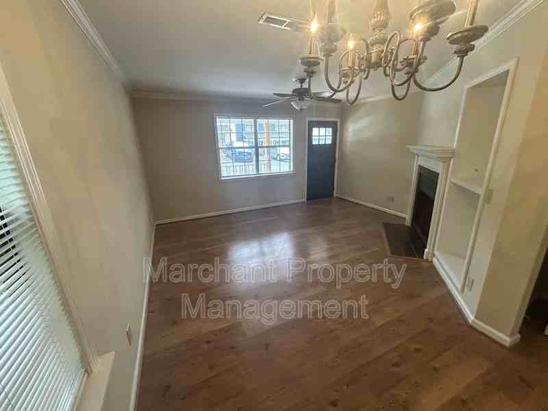 408 Townes St #14 - Photo 6 of 13