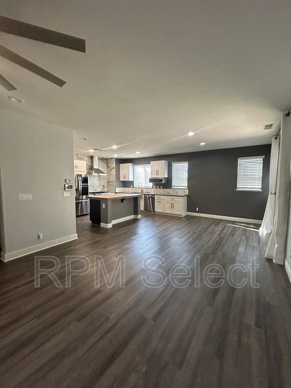 1165 N Station Dr - Photo 3 of 17