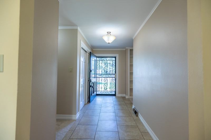 903 Ridgeland St - Photo 7 of 49