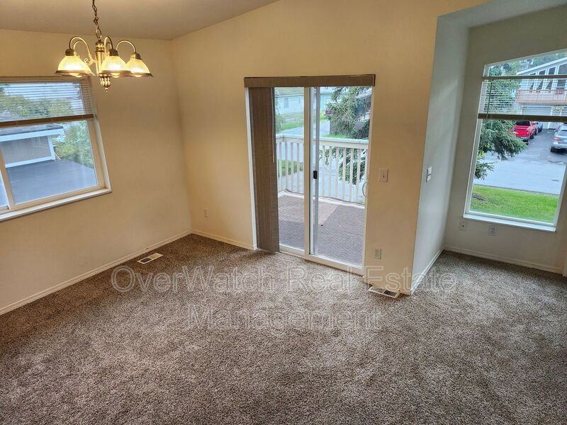 705 Pearl Dr - Photo 3 of 17