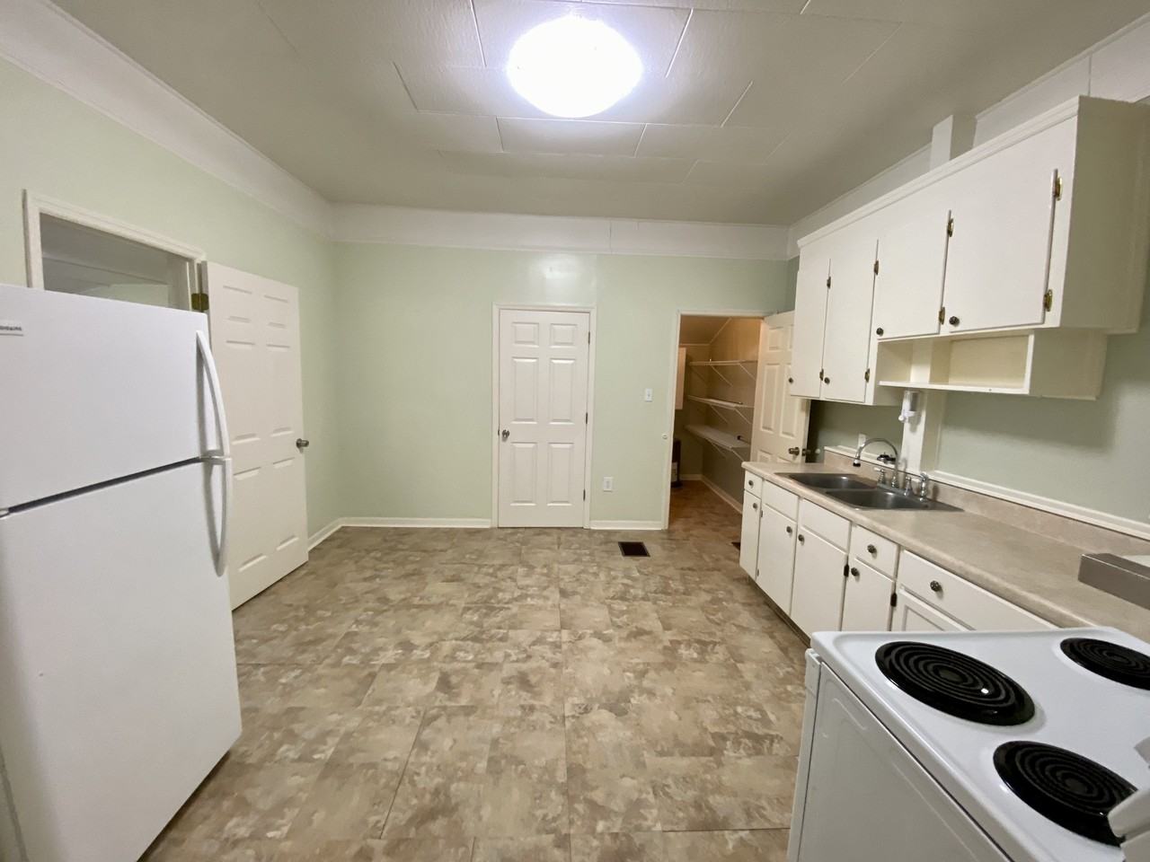 13650 5th St #1 - Photo 6 of 21