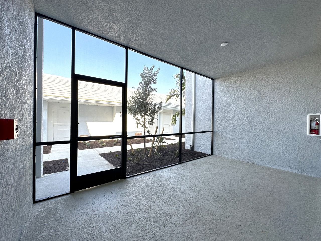 14204 Heritage Landing Blvd #718 - Photo 5 of 32