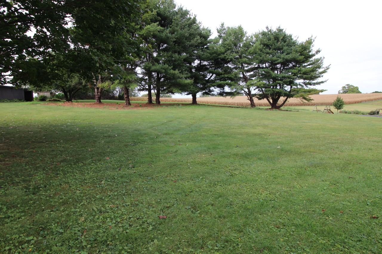 1423 Slate Hill Rd - Photo 3 of 17