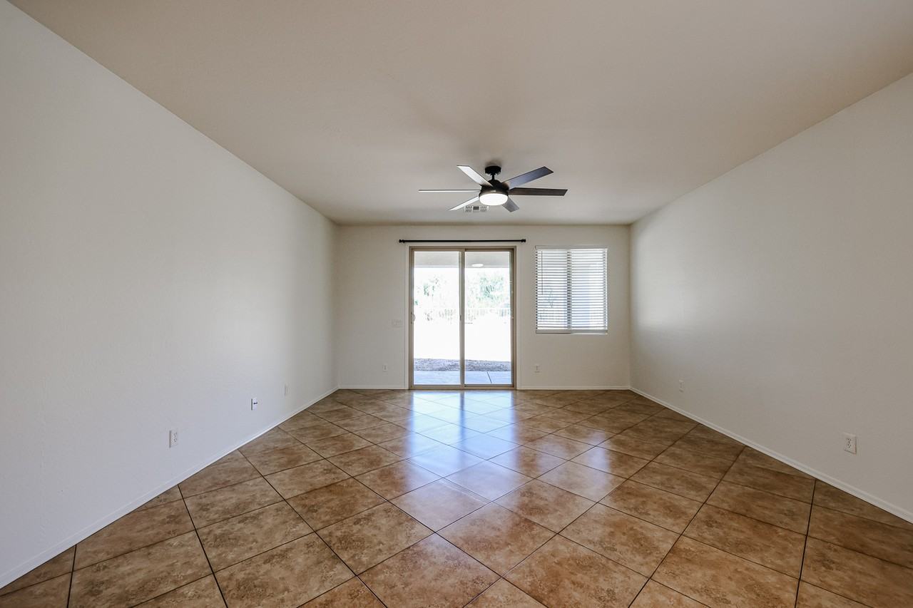 21260 E Calle Luna - Photo 4 of 25