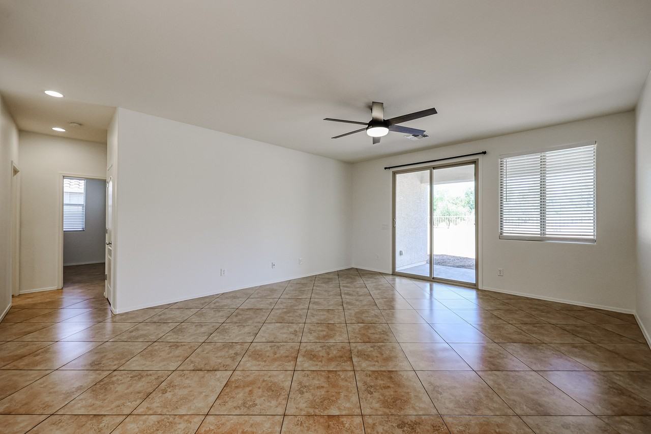 21260 E Calle Luna - Photo 5 of 25