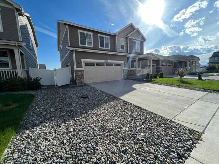 1879 Paley Dr - Photo 2 of 31