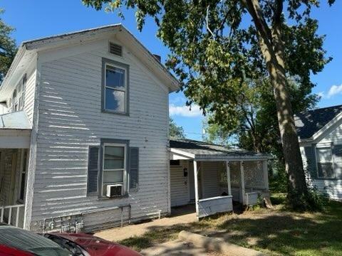 937 Johnson ST - Photo 5 of 9