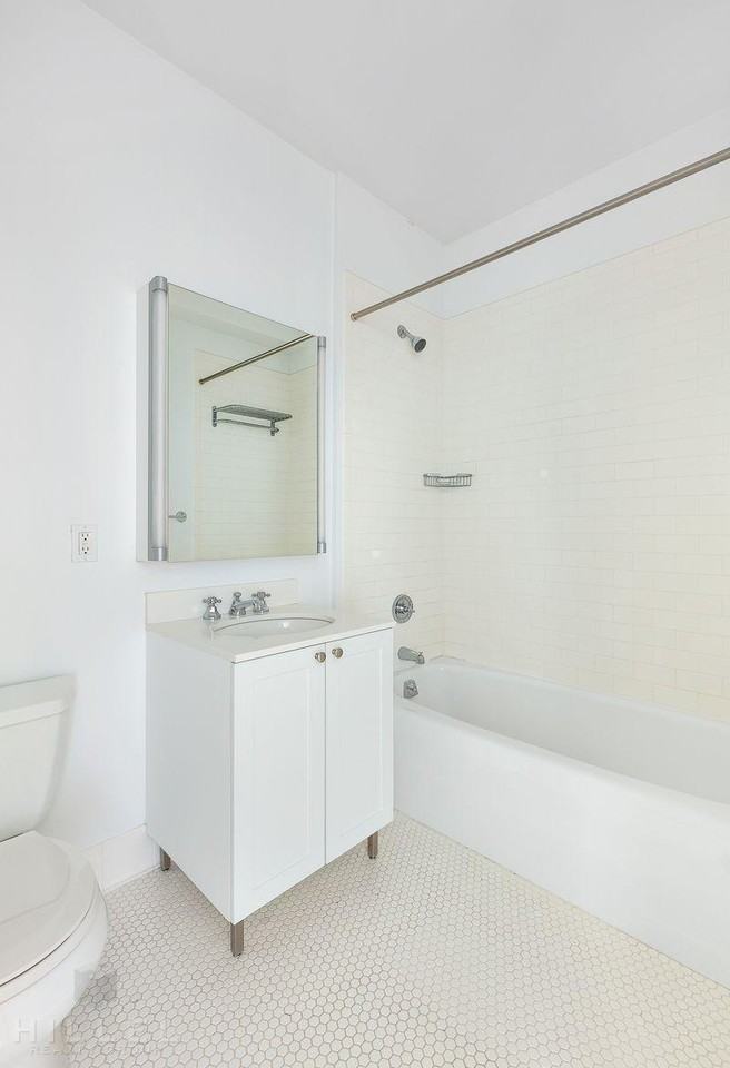 Center Blvd #2605 - Photo 4 of 6