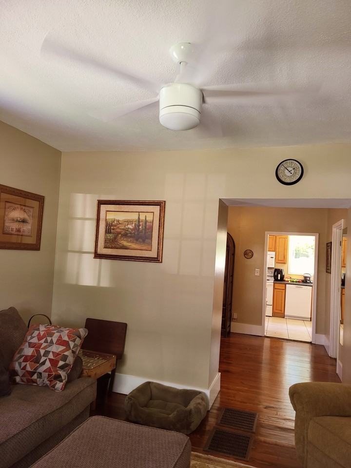 635 Mountain Ave Se - Photo 7 of 29