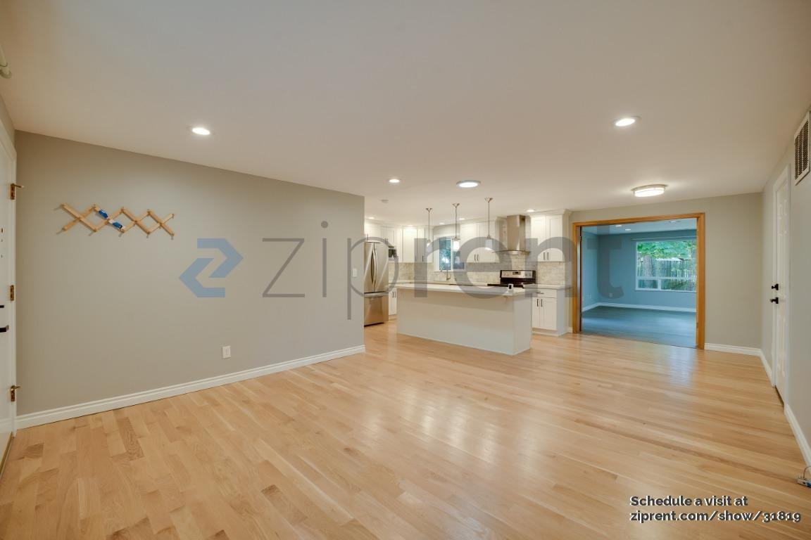 13044 111th Ave Ne - Photo 7 of 21