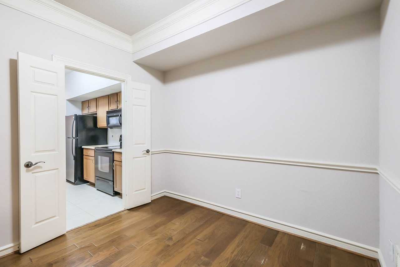 2700 Revere St #106 - Photo 7 of 16