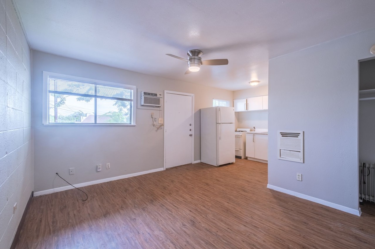 903 Springdale Rd #G - Photo 6 of 14