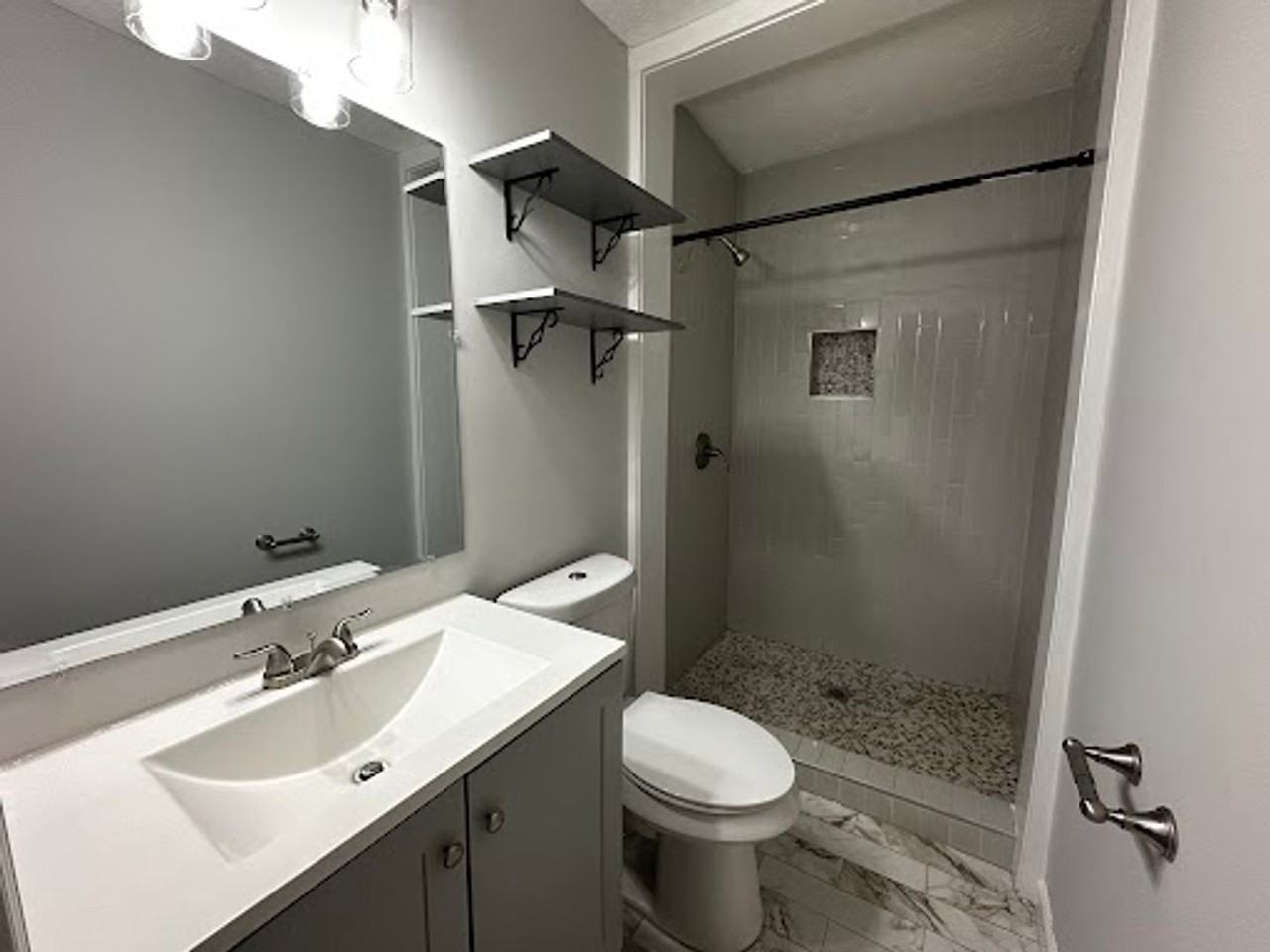 9229 Carr Cir Sw - Photo 4 of 11