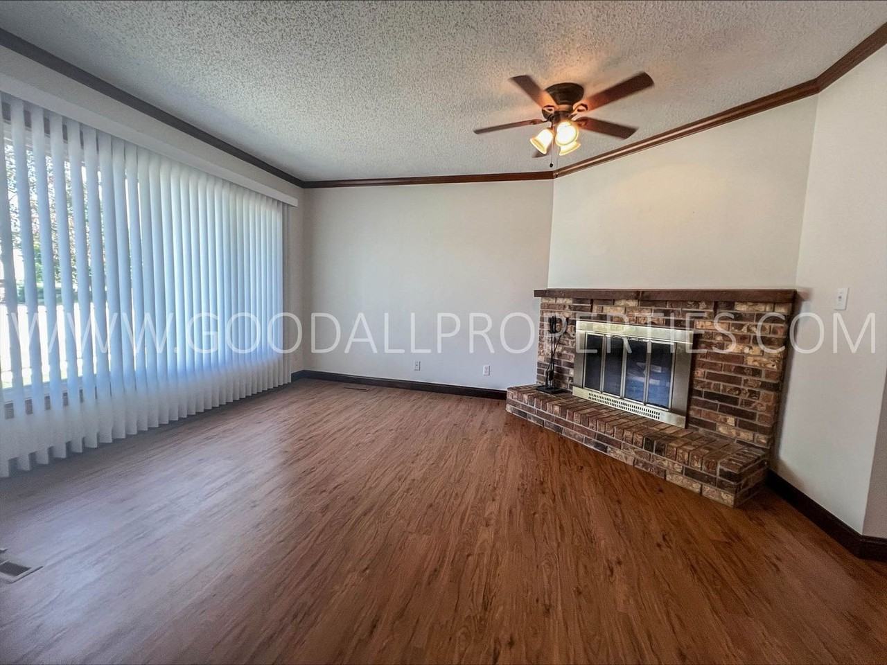 10390 Clark St - Photo 2 of 12