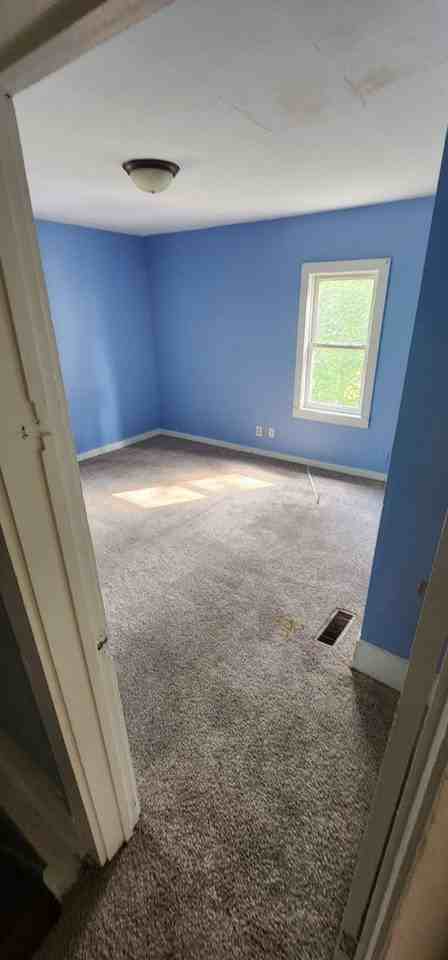 536 W Briant St - Photo 2 of 17