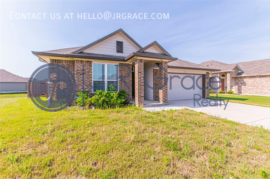 4037 Bravo Ranch Rd - Photo 2 of 18