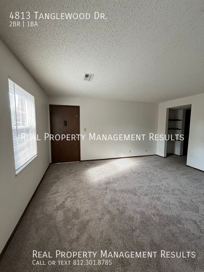 4813 Tanglewood Drive - Photo 2 of 15