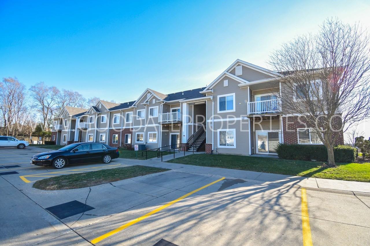 5801 Se 24th St, Des Moines, IA 50320 75 unit Rentals Zumper
