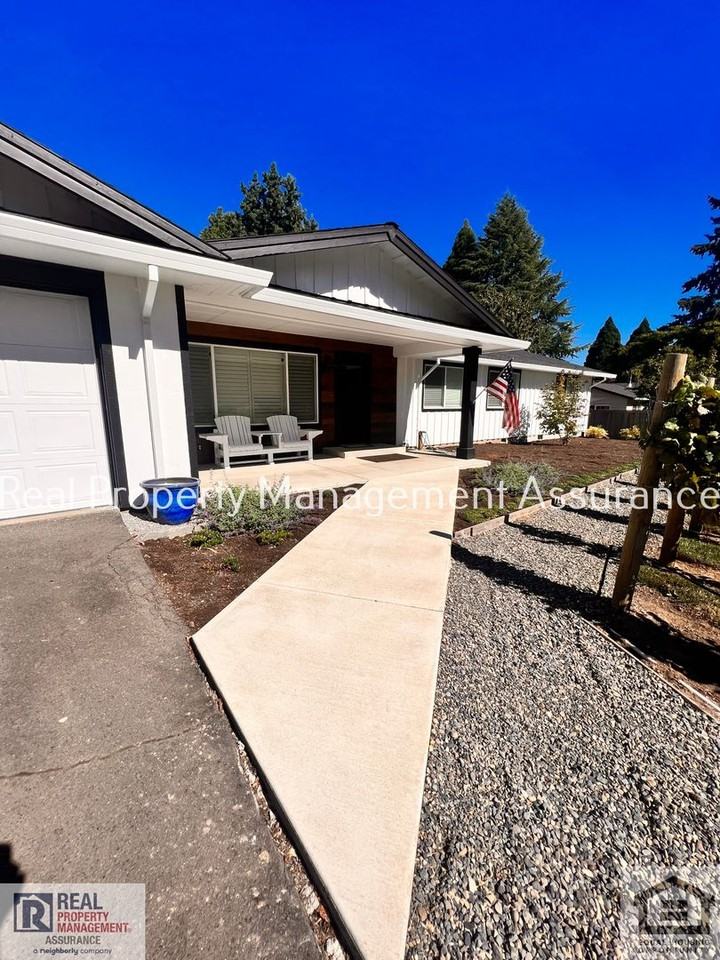 9665 Sw Darmel Ct - Photo 2 of 30